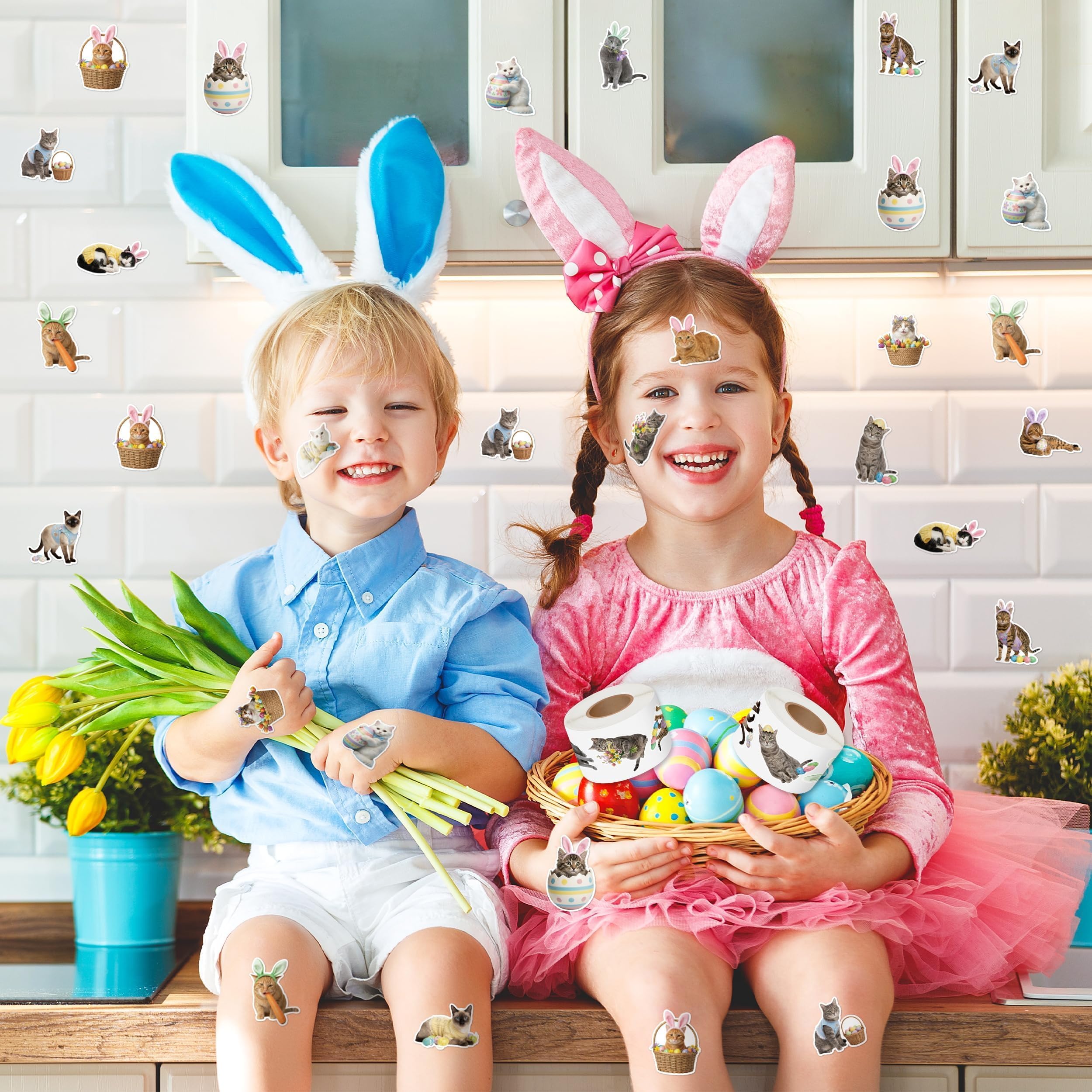 1000 Realistic Cat Roll Stickers – 16 Easter Kitten Designs, Waterproof Vinyl Decals for Laptops, Guitars & Party Favors