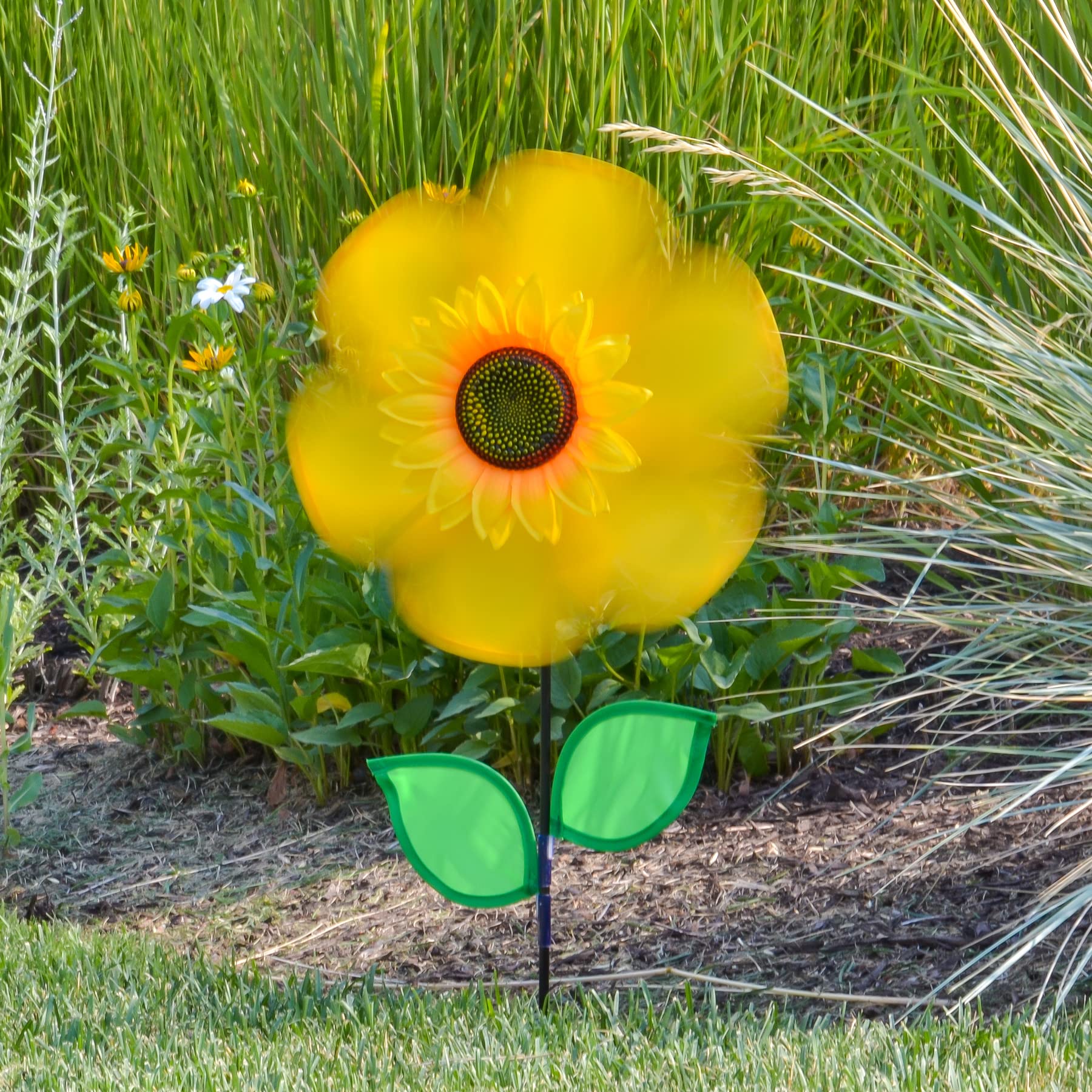 12-Inch Yellow Sunflower Wind Spinner by In the Breeze – Weather-Resistant Fabric & Fiberglass Frame for Yard or Garden