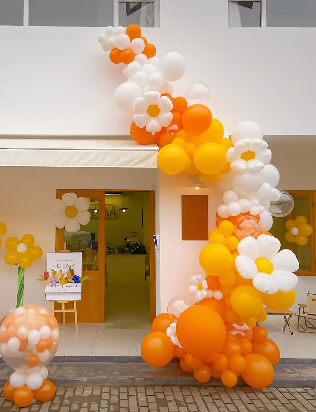 136Pcs Boho Daisy Balloon Arch Kit – Groovy Balloon Garland for Birthdays, Baby Showers, Weddings