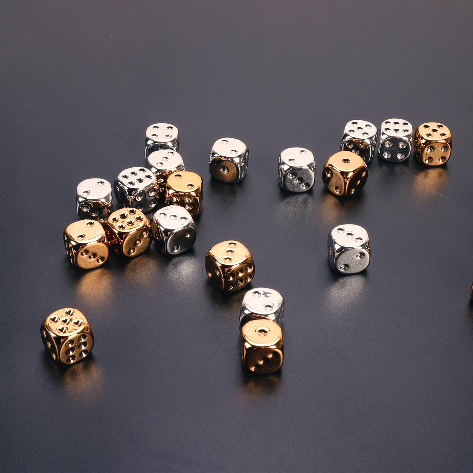 20-Piece 16mm Gold and Silver Plastic Dice Set – Rounded Corners for Tabletop Games, Teaching & Party Fun
