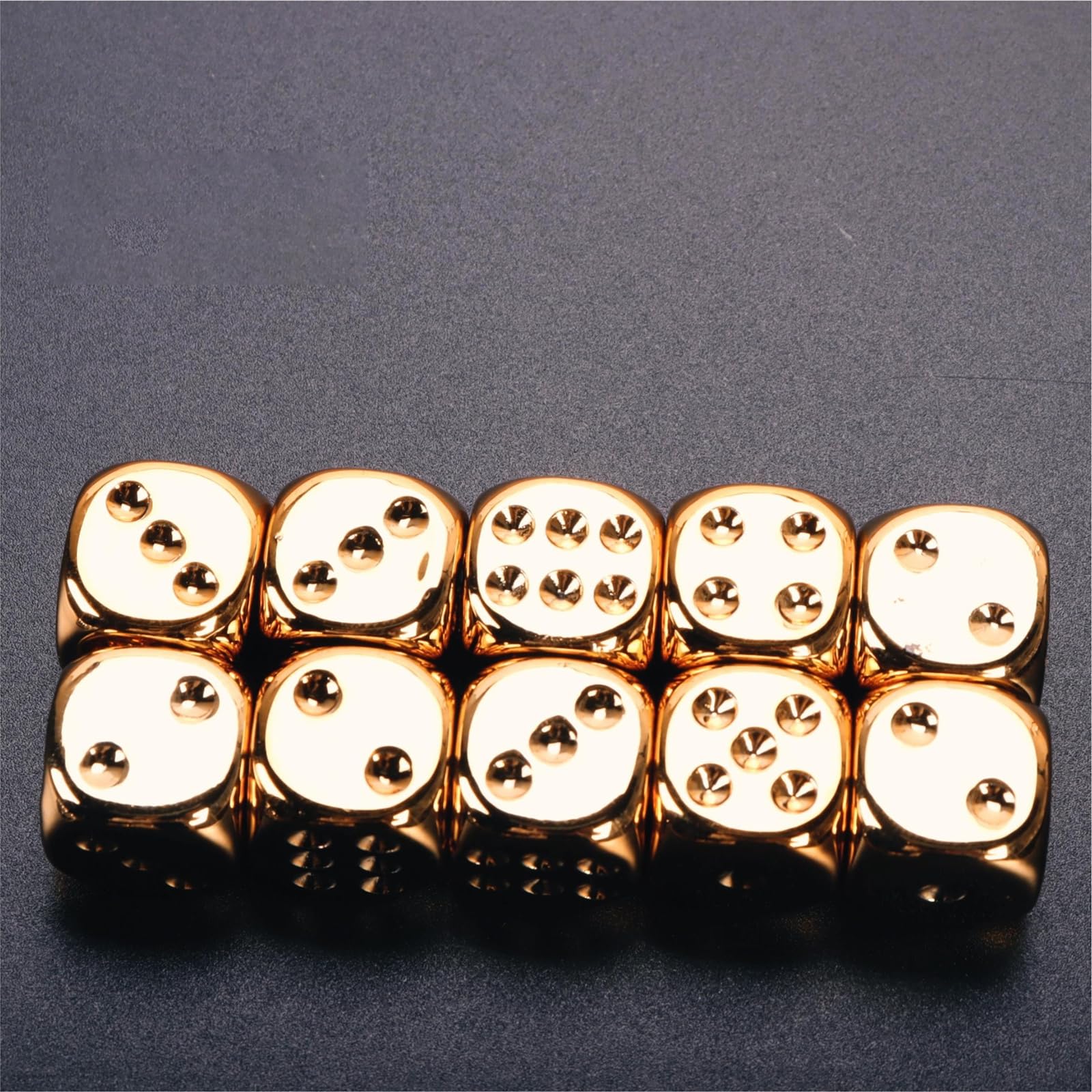 20-Piece 16mm Gold and Silver Plastic Dice Set – Rounded Corners for Tabletop Games, Teaching & Party Fun