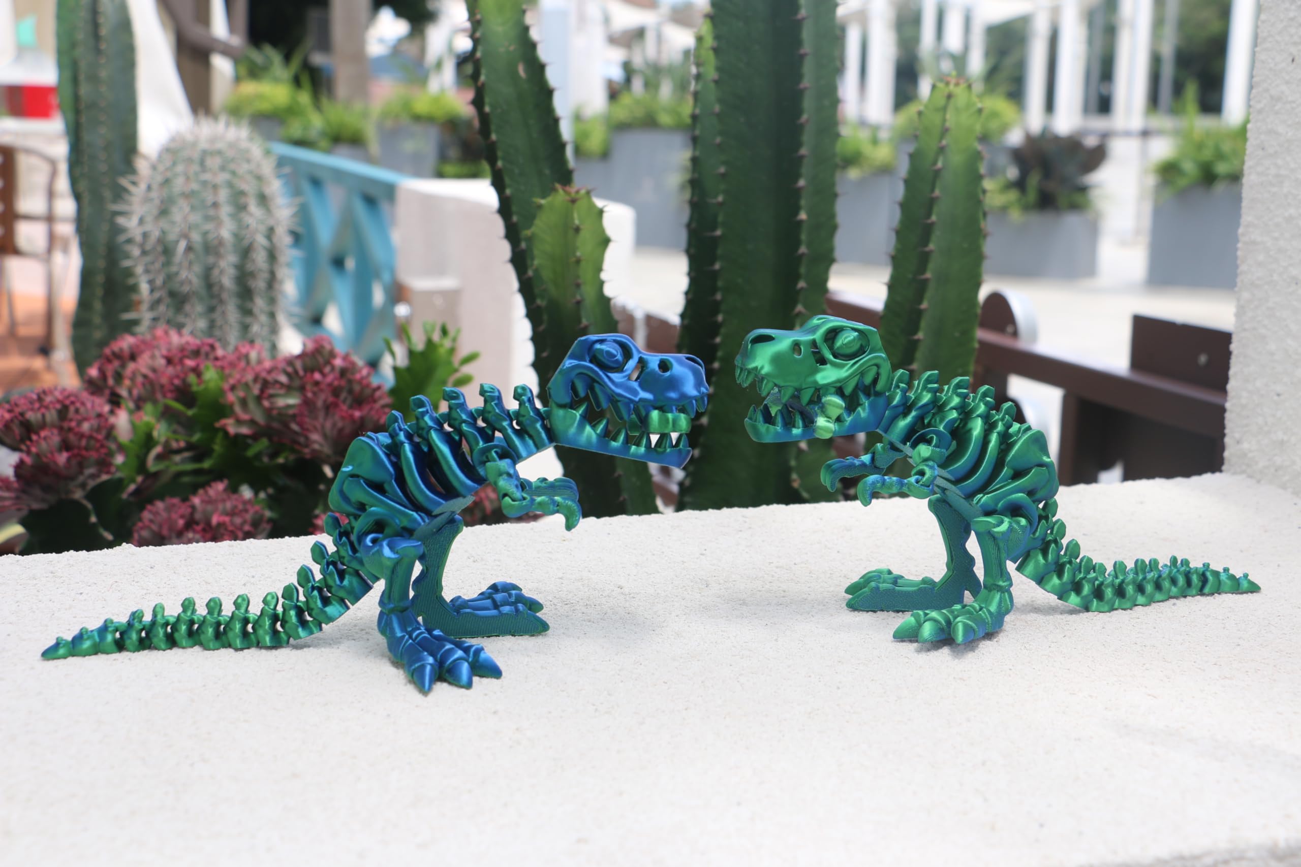 3D Printed Articulated T-Rex Skeleton – Poseable Dinosaur Toy with Flexible Joints for Stress Relief (Green-Blue)