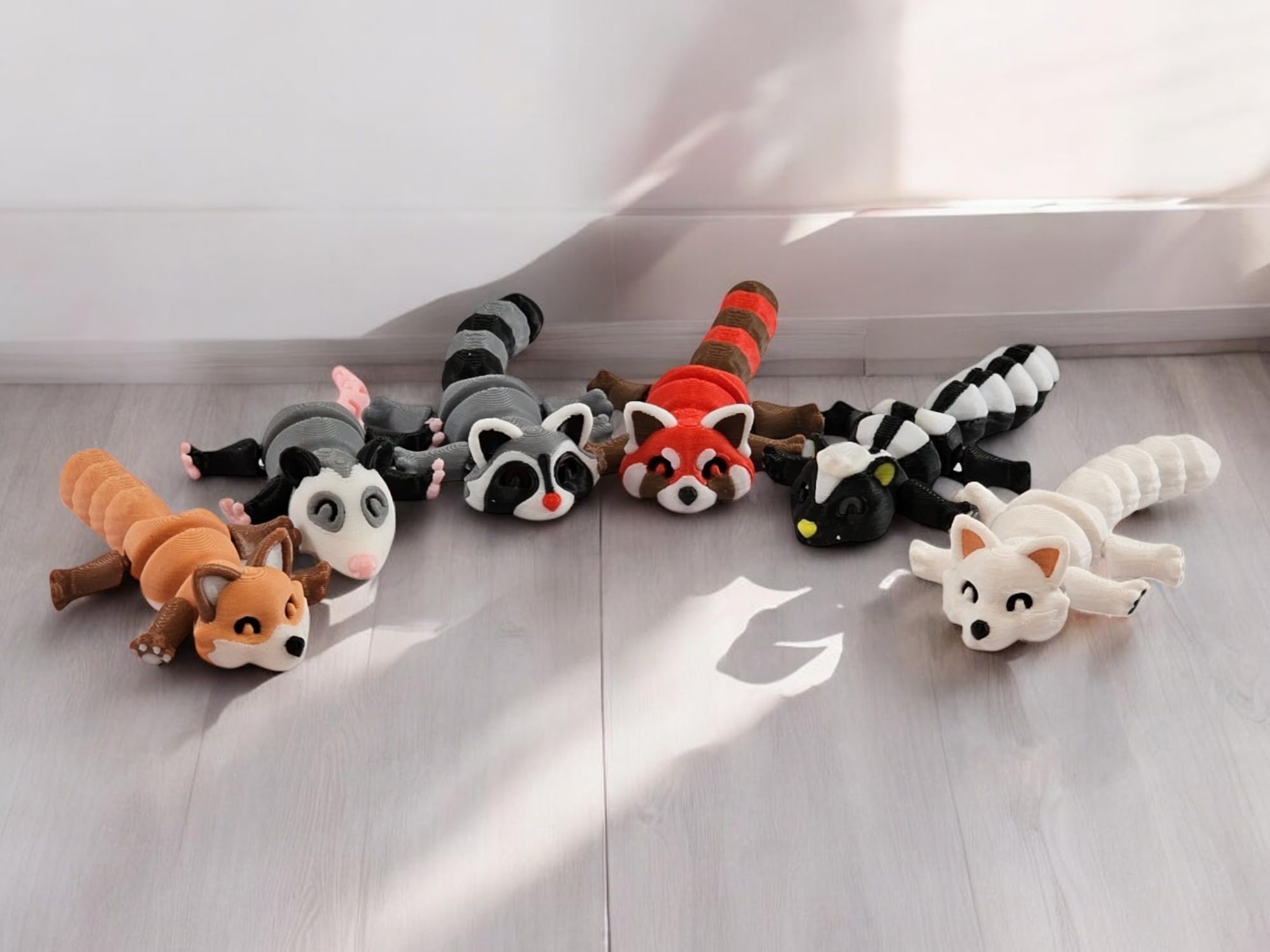 6-Piece Articulated Woodland Animal Set – 3D Printed Mini Figures with Posing Bodies (Raccoon, Fox, Skunk, Possum, Red Panda, Arctic Fox)