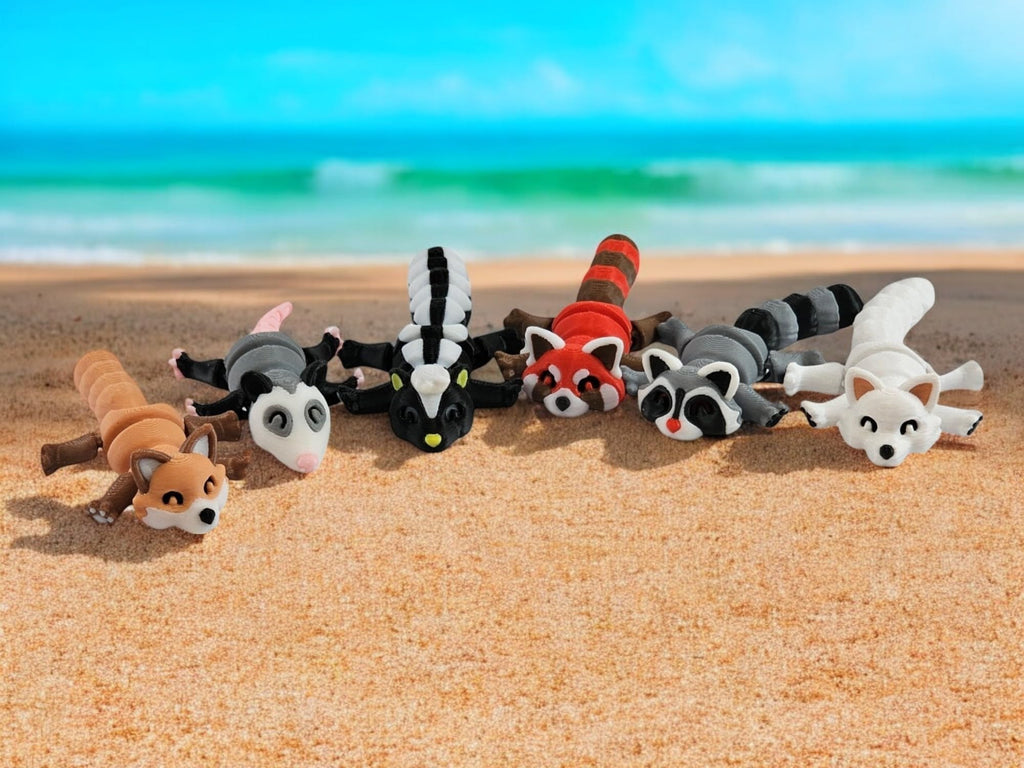 6-Piece Articulated Woodland Animal Set – 3D Printed Mini Figures with Posing Bodies (Raccoon, Fox, Skunk, Possum, Red Panda, Arctic Fox)