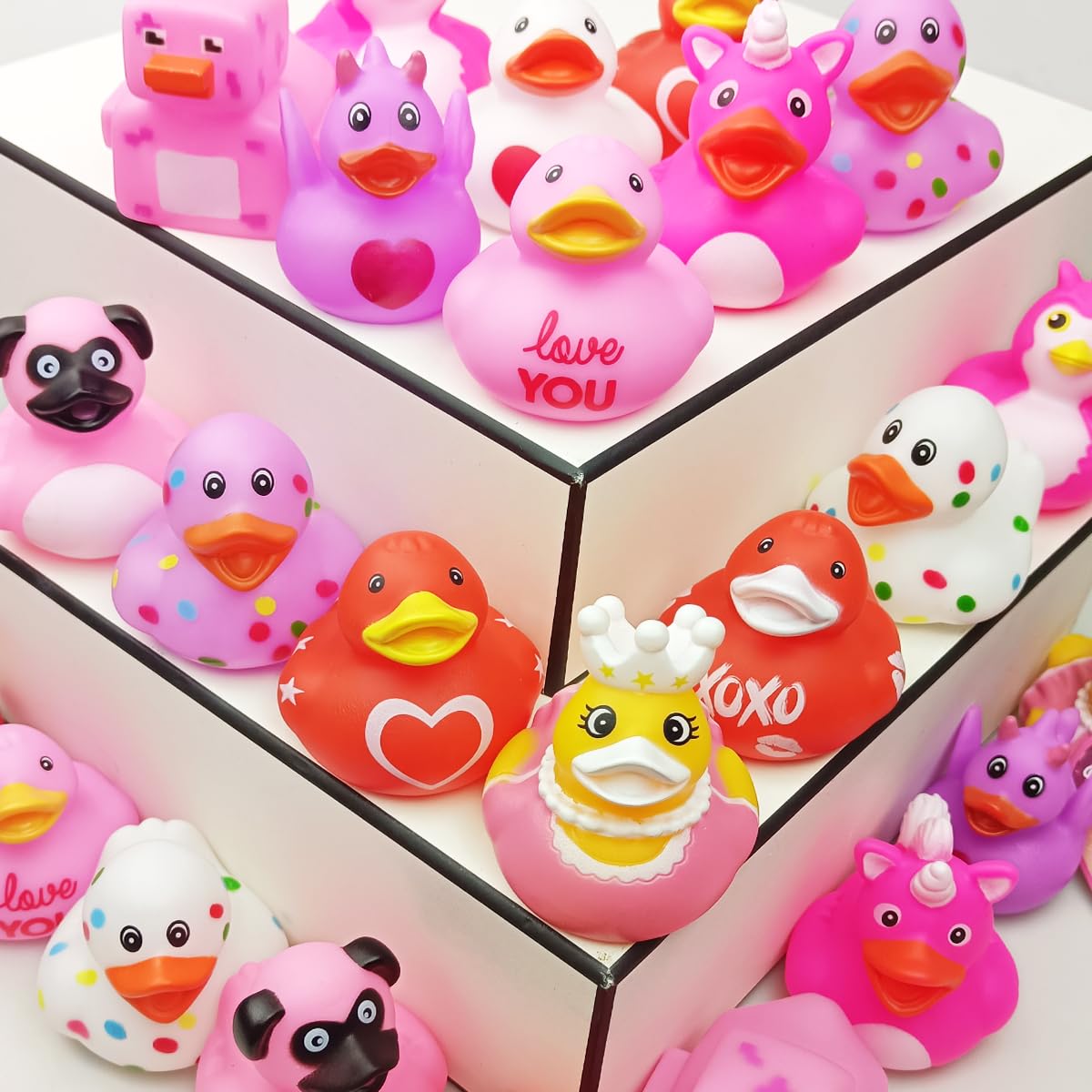 Anditoy 24 Pack Valentine Rubber Ducks – Fun Bath Toys & Party Favors for Kids