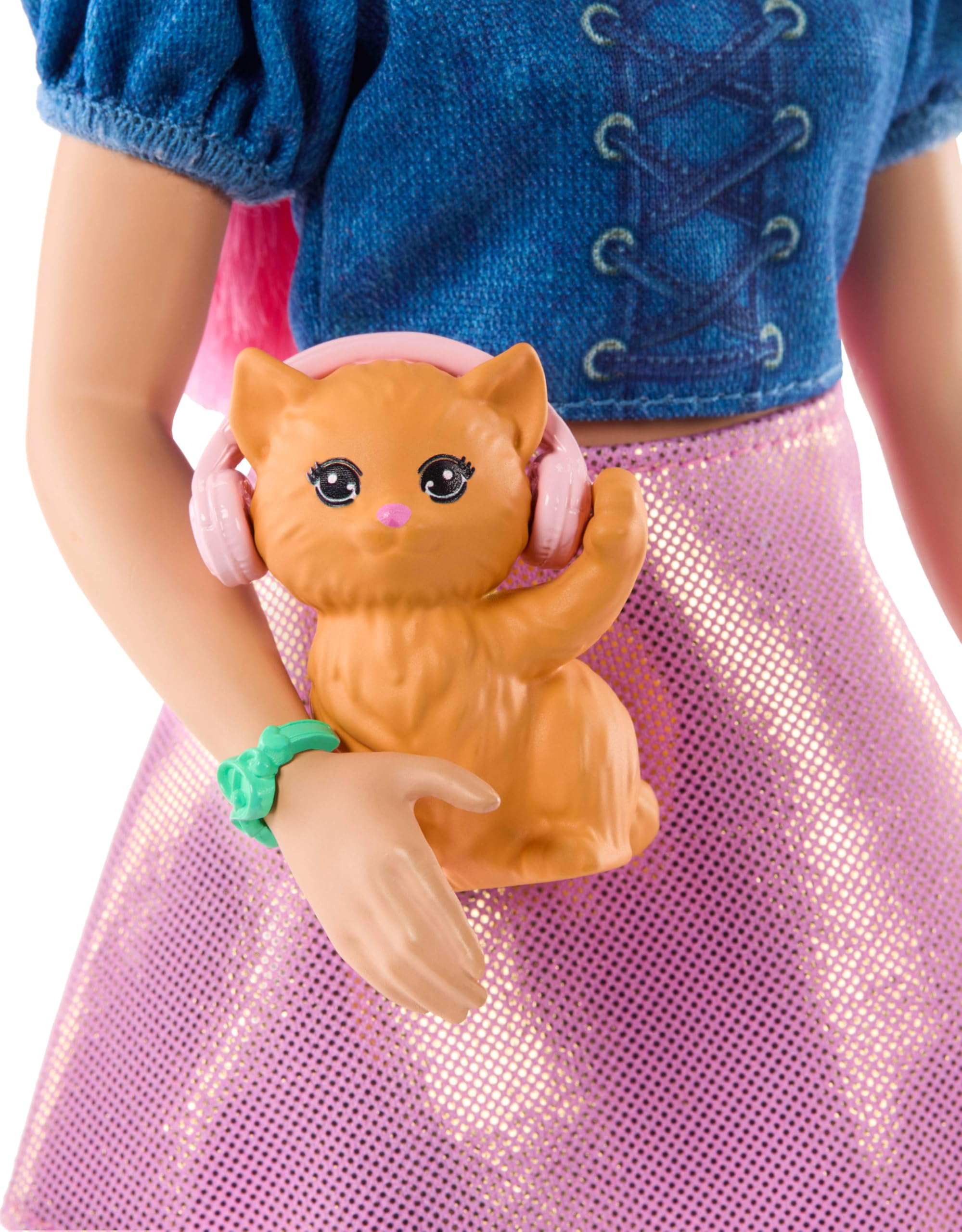 Barbie Mysteries: Beach Detectives Daisy Doll with Removable Outfit, Accessories, and Pet Kitten