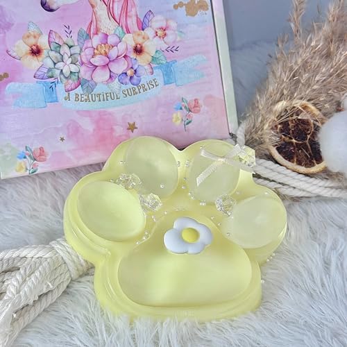 Big Taba Squishy Cat Paw – 5-Inch Yellow Squeeze Toy for Stress Relief & Fidgeting