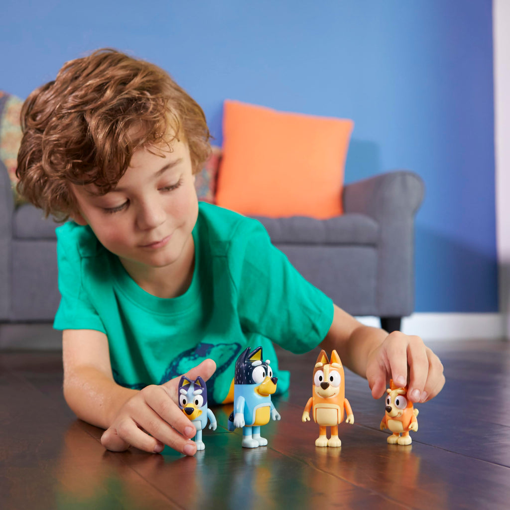 Bluey Family Figure Pack of 4 – Poseable Bluey, Bingo, Chilli & Bandit Toys for Kids Ages 3+