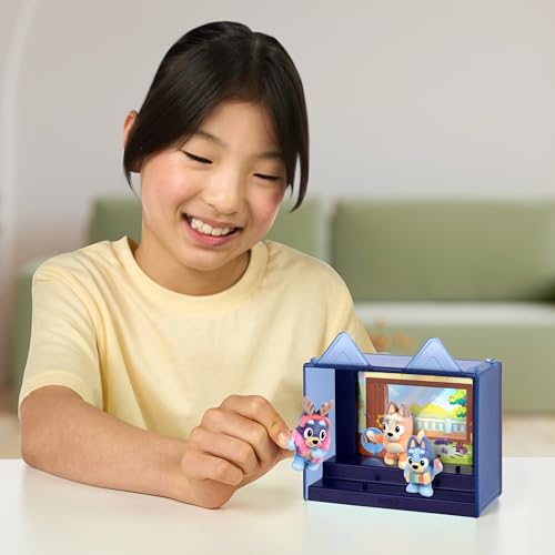 Bluey Fuzzies Magic Xylophone Episode Pack – 3 Flocked Mini-Figures, Display Case, Trading Card & Guide