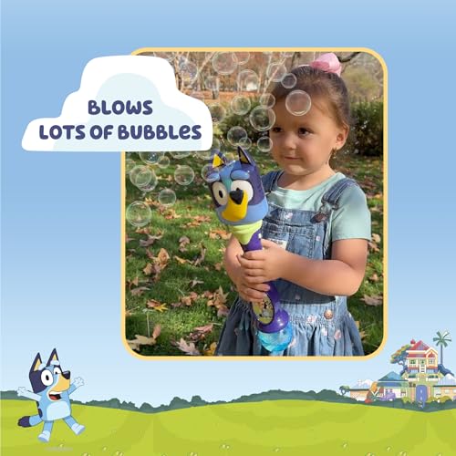 Bluey Light and Sound Musical Bubble Wand with Solution – Little Kids