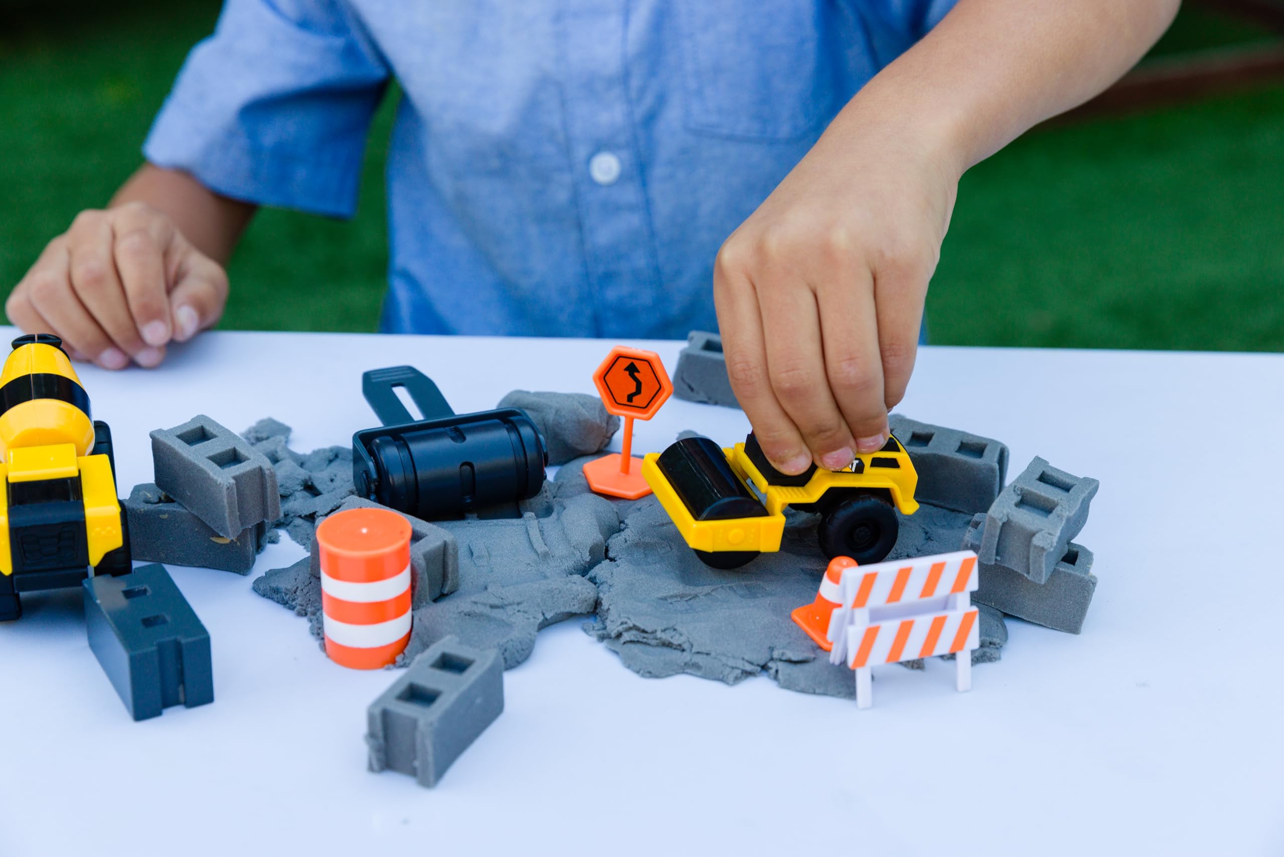 CAT Dig N' Build Concrete Playset – 2 Vehicles, 10 oz Moldable Compound, for Ages 3+