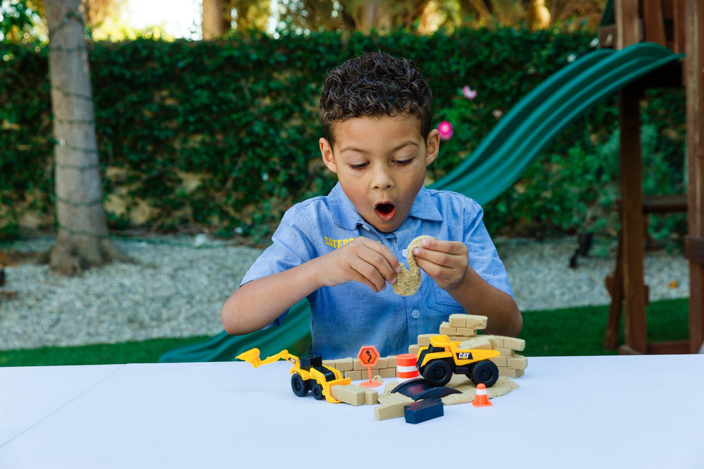 CAT Dig N' Build Dirt Playset with 10 oz Compound and 2 Vehicles for Kids Ages 3+