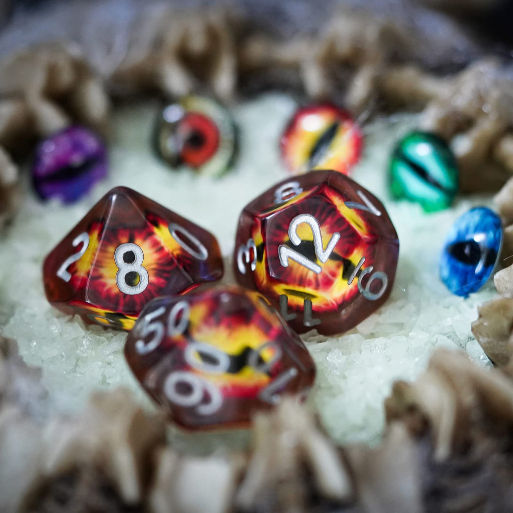 Cusdie 7-Piece D&D Dice Set with Embedded Eyeball – Brown Eyeball Resin Polyhedral Dice for RPGs