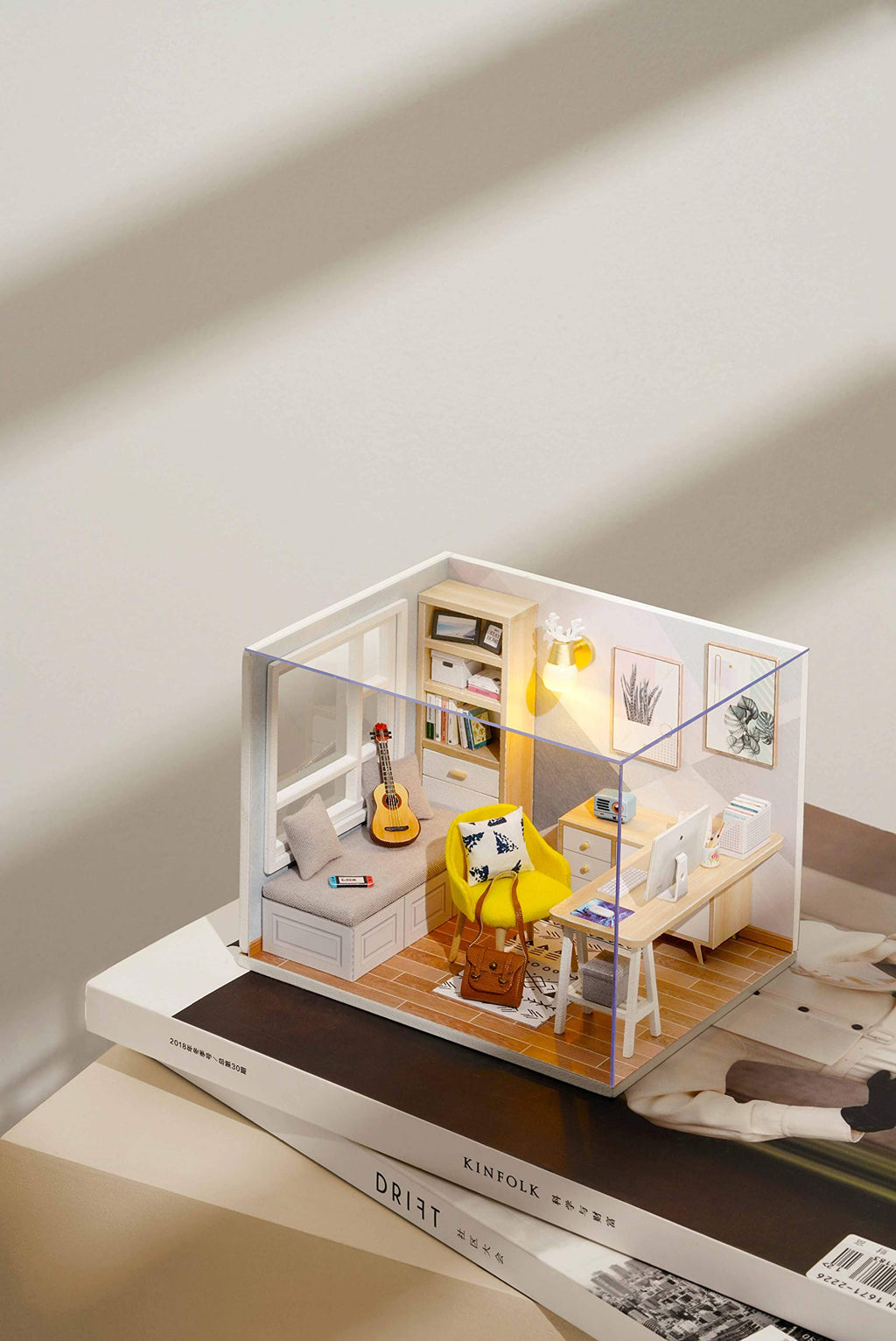CUTEROOM QT Series DIY Miniature Wooden Dollhouse Kit - 12.7 cm with LED Light and Dust Cover