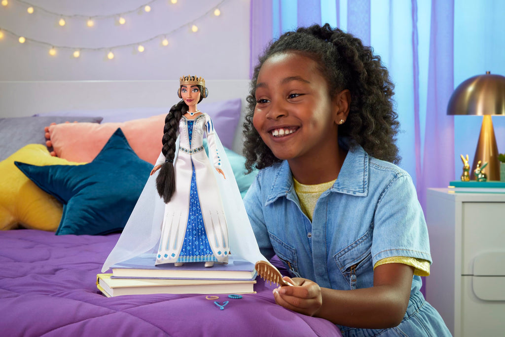 Disney Wish Queen Amaya of Rosas Fashion Doll - Posable with Removable Gown, Crown & Accessories