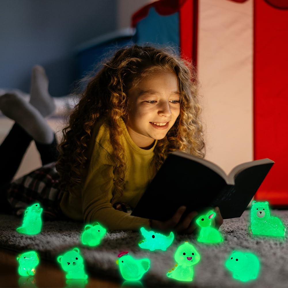 DIYDEC 60-Piece Luminous Mini Resin Animal Figures - 60 Styles Glow in the Dark Tiny Figurines for Party Favors, Garden Decor, Dollhouse Accessories