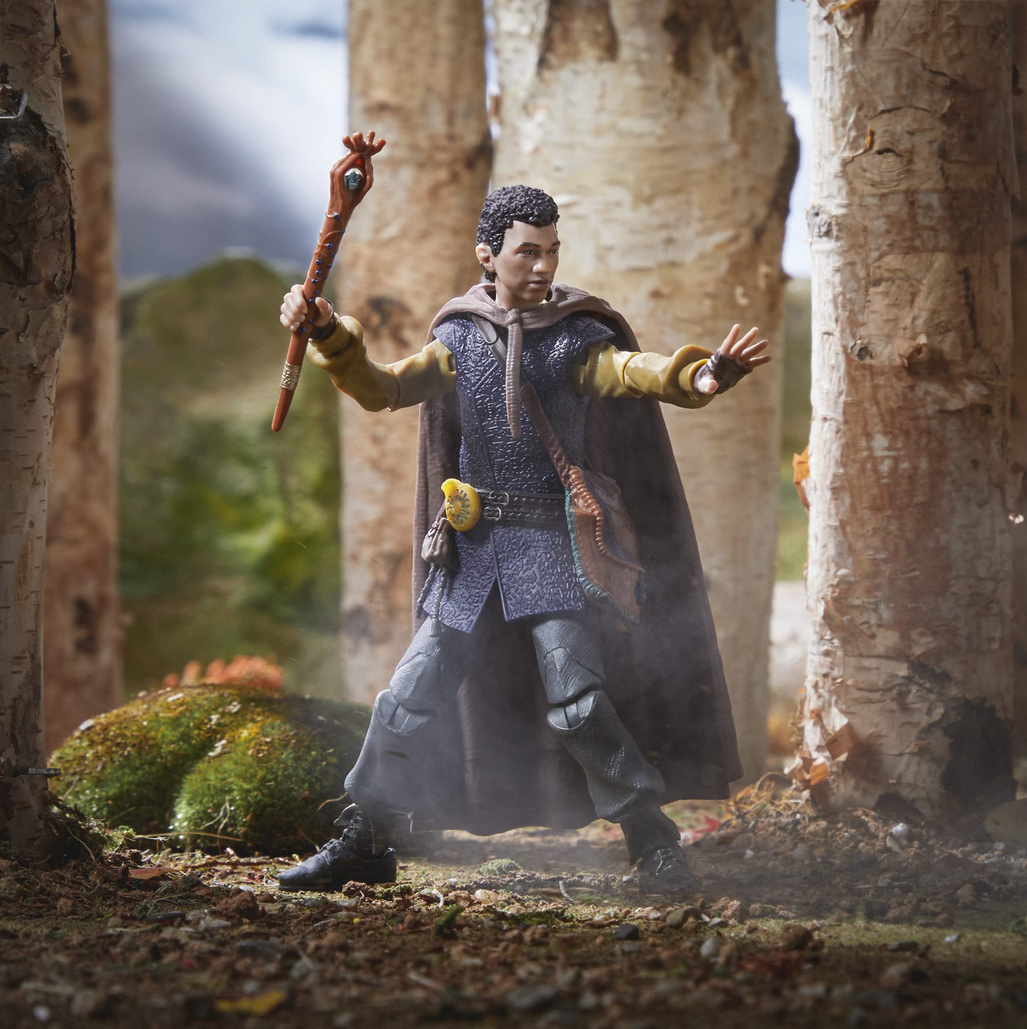 Dungeons & Dragons Honor Among Thieves Golden Archive Simon 6-Inch Action Figure