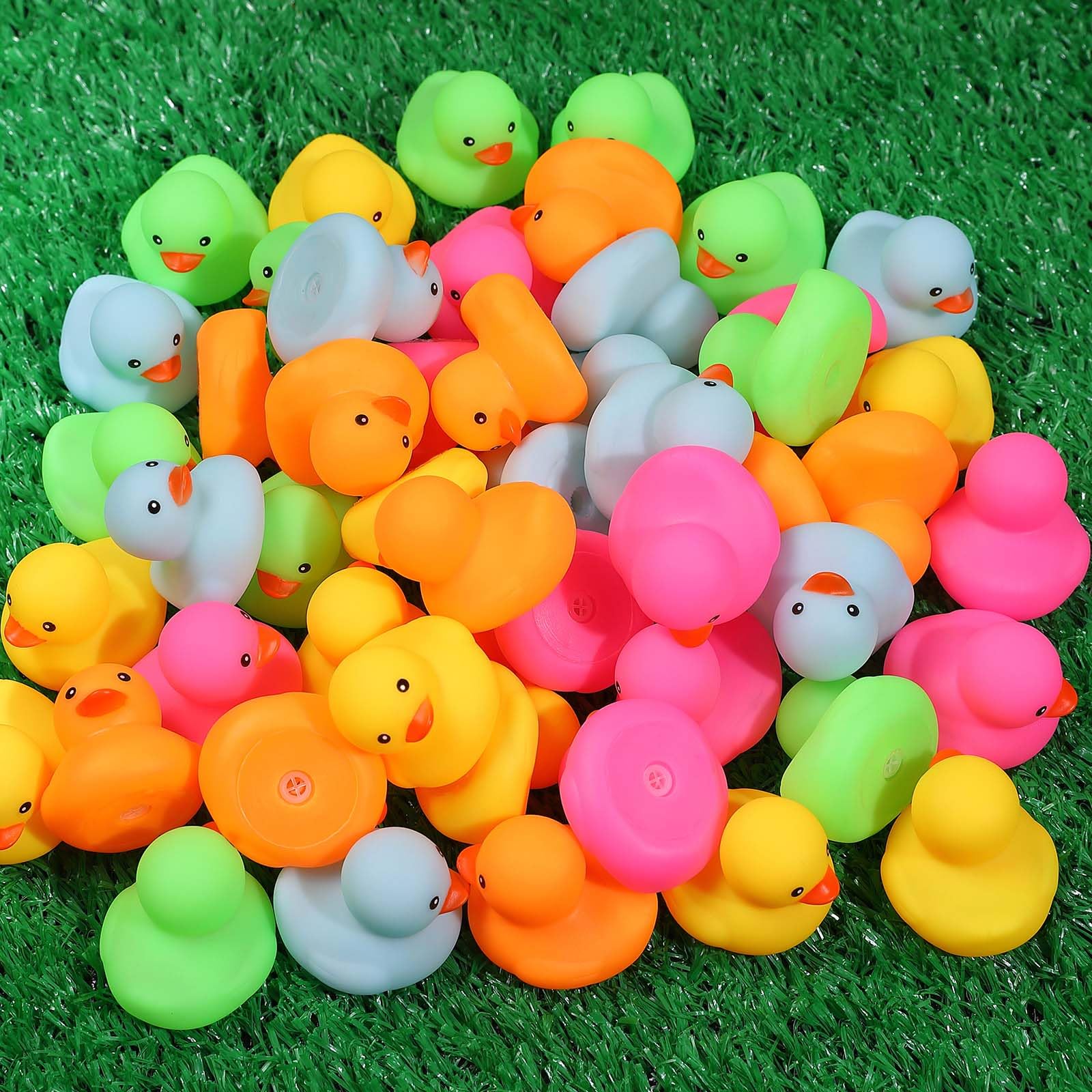 EKisemio 50-Pack Mini Rubber Ducks – Multicolor Squeaky Bath Toys for Parties, Pool, and Classroom Prizes