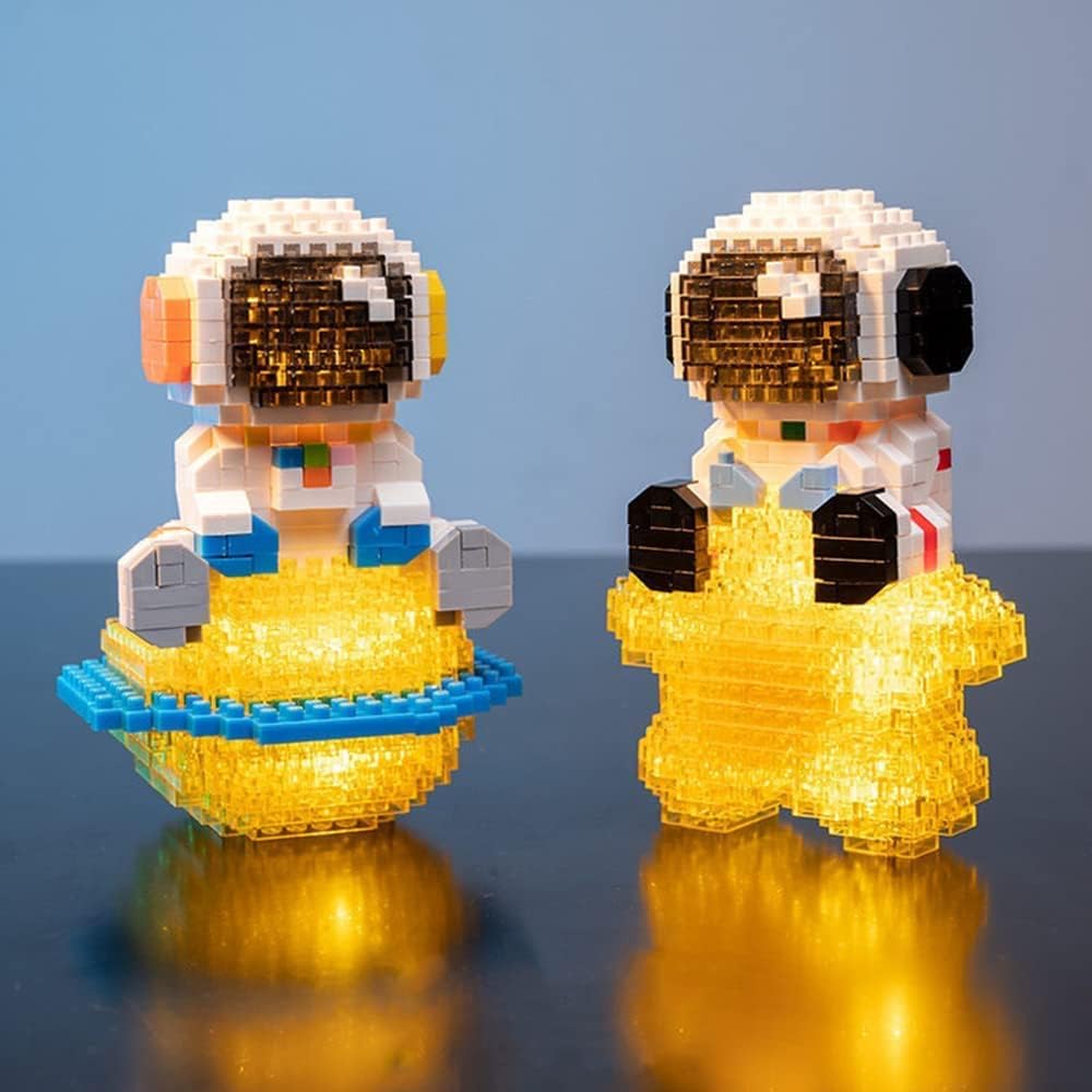 ENHANA Micro Building Blocks Astronaut Model with Light - 433 Piece Glow-in-the-Dark Spaceman Lunar Mini Blocks Set for Kids & Adults