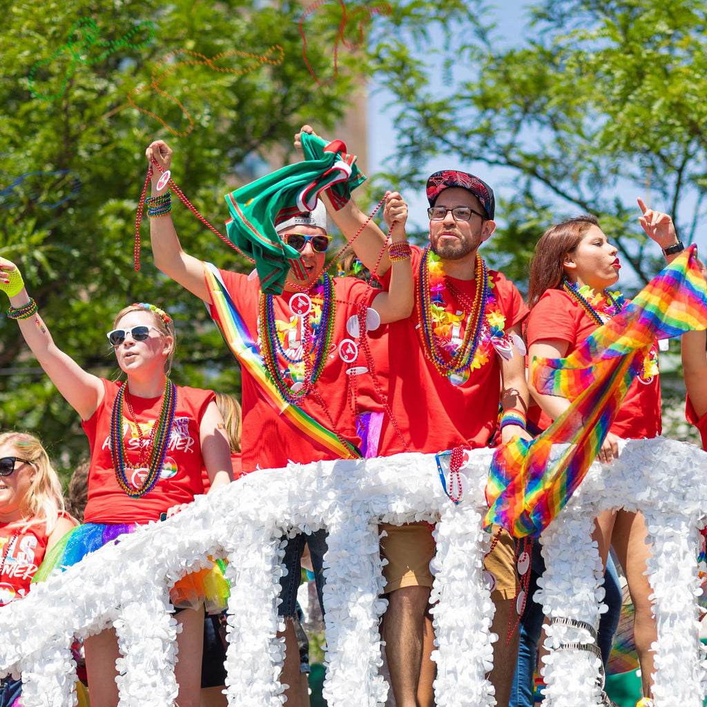EOBOH 50-Pack Pride Bead Necklaces – 6 Styles Metallic Rainbow Bulk for LGBTQ Parades
