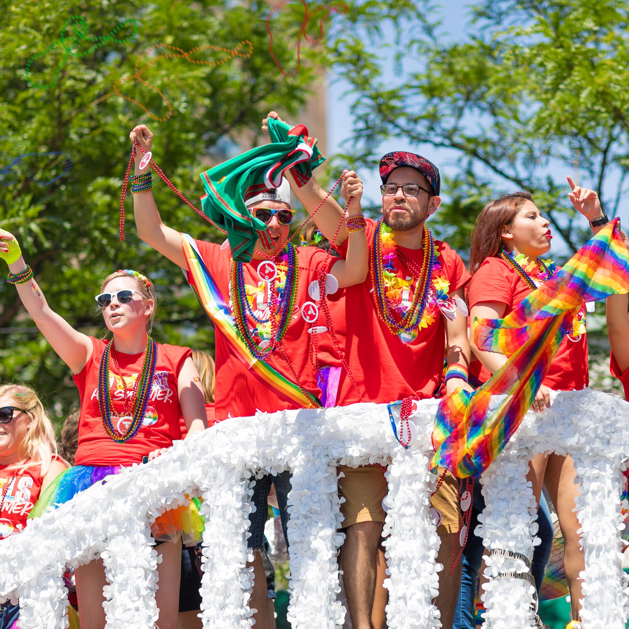 EOBOH 50-Pack Pride Bead Necklaces – 6 Styles Metallic Rainbow Bulk for LGBTQ Parades