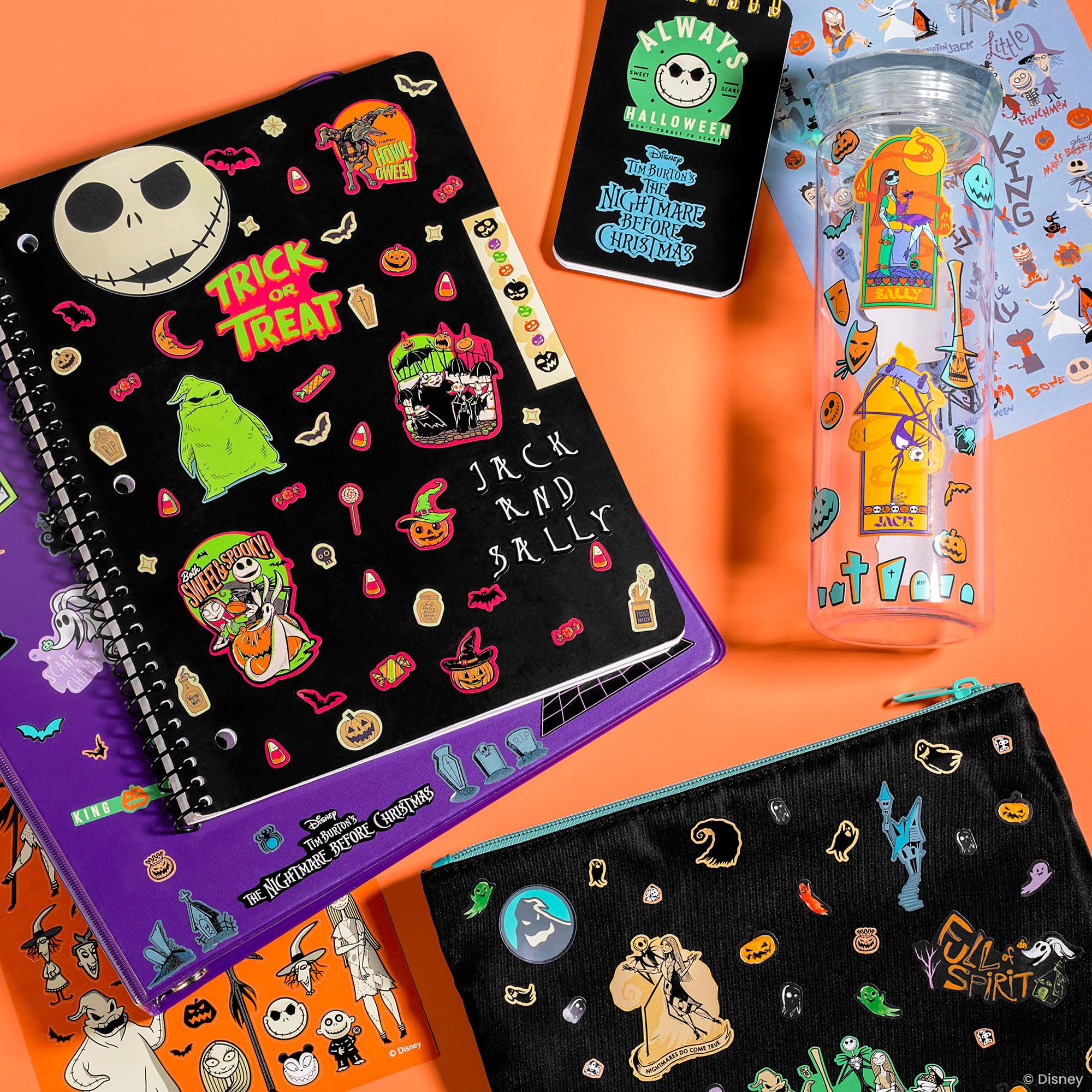 Fashion Angels The Nightmare Before Christmas Sticker Book: Over 1000 Movie-Themed Stickers for DIY and Personalization