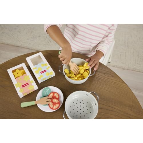 Fisher-Price Wooden Pots & Pasta Chef Set - 31 Pieces of Pretend Play Food & Kitchen Toys for Kids 3+