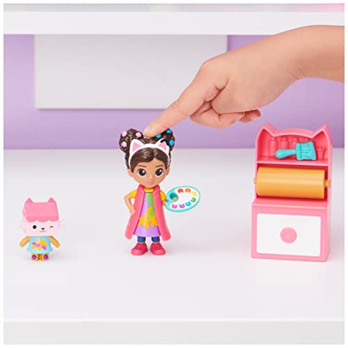 Gabby's Dollhouse Art Studio Set – Includes Gabby Girl Figure, Baby Box Cat, Art Cabinet & Mystery Accessory, for Kids Ages 3+