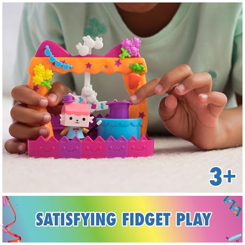 Gabby's Dollhouse Baby Box Talent Show Balcony Playset – 8-Piece Set with Surprise Carrot Charm