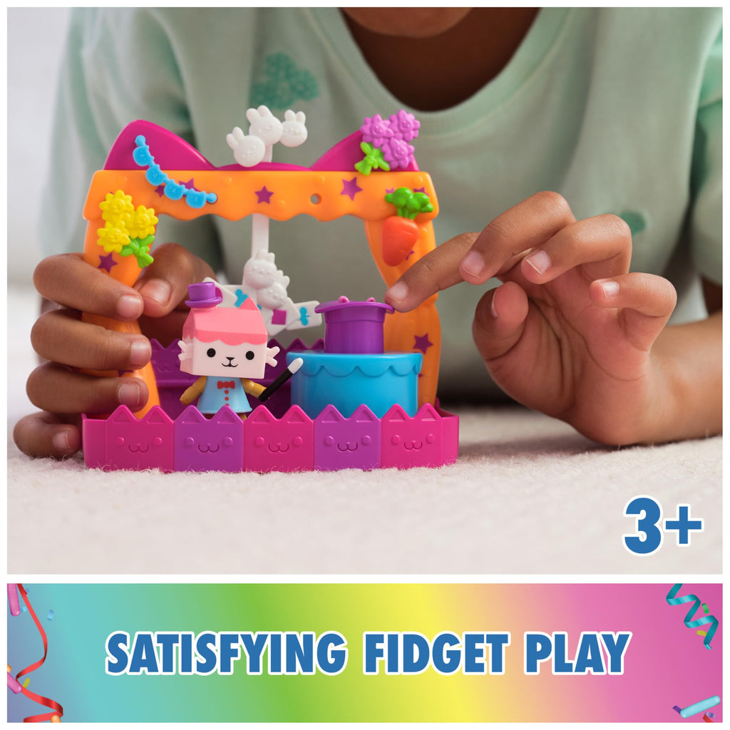 Gabby's Dollhouse Baby Box Talent Show Balcony Playset – 8-Piece Set with Surprise Carrot Charm