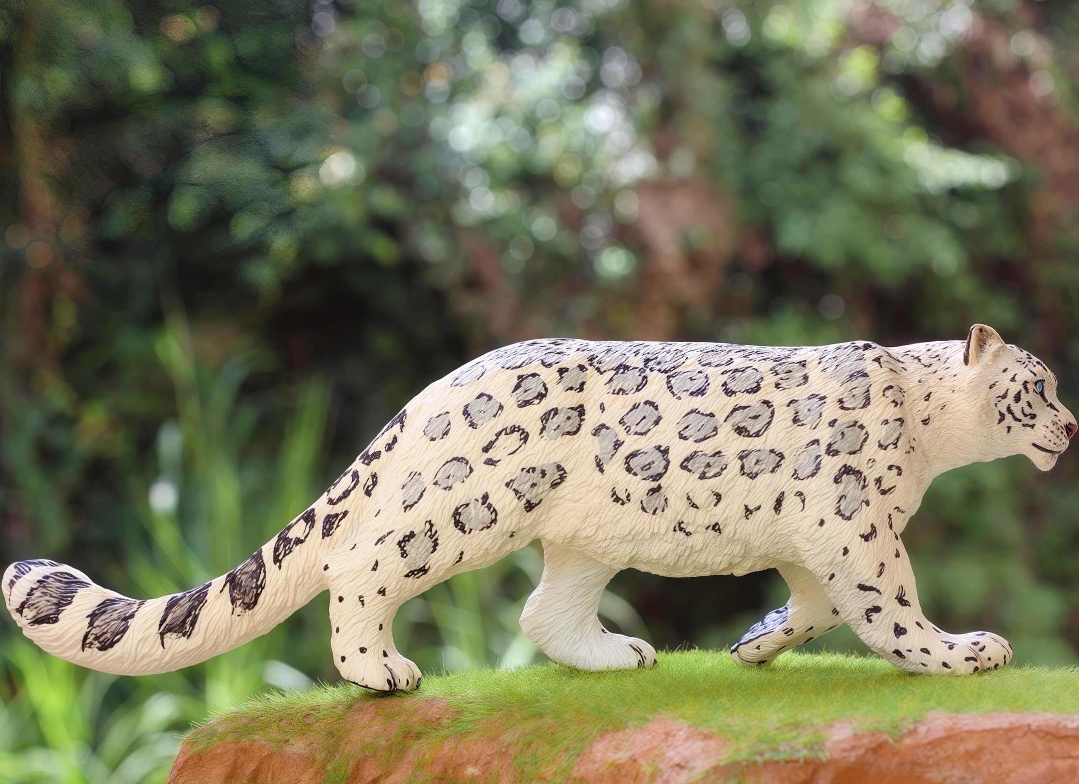 Gemini&Genius Leopard Figurine: Hand-Painted Animal Toy, Cake Topper, and Room Decor for Kids