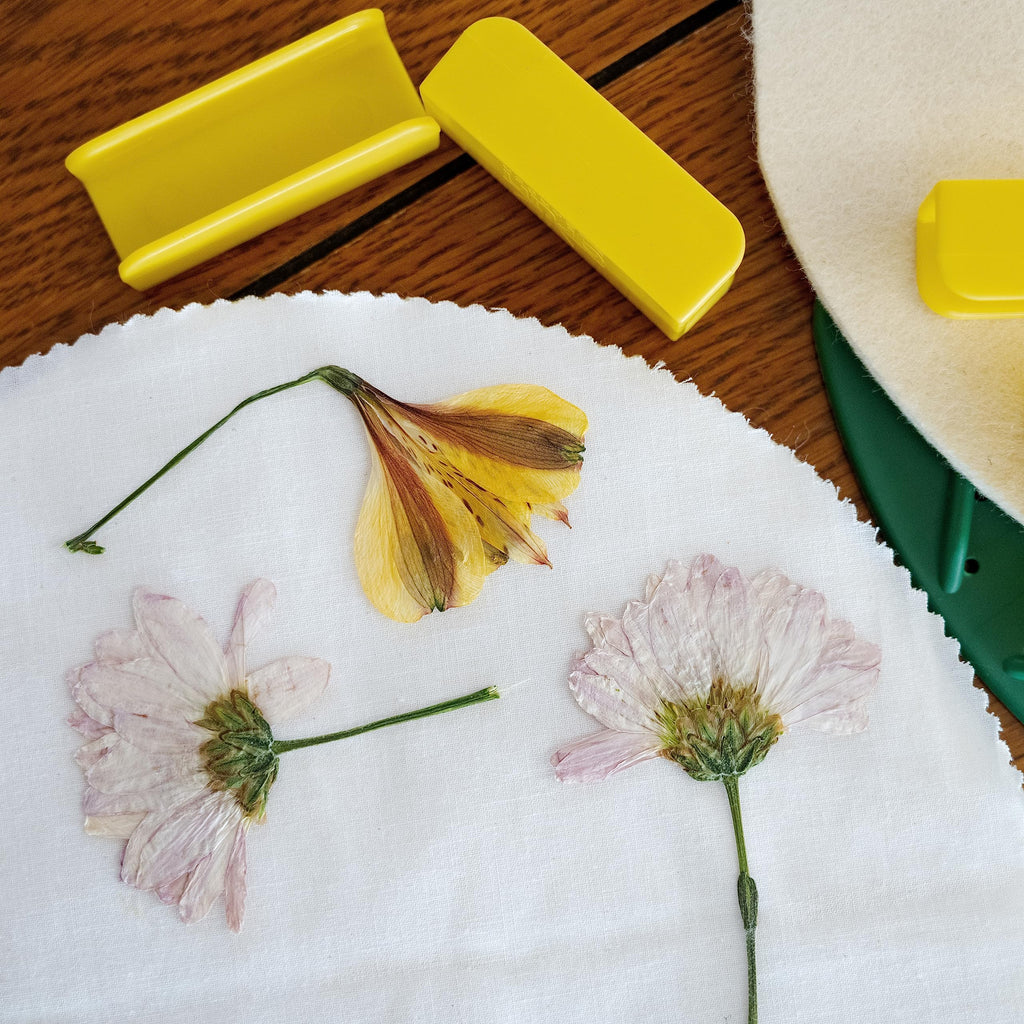 GSM Brands 10-Inch Microwave Flower Press Kit – Fast Drying for Leaves, Plants & Flowers