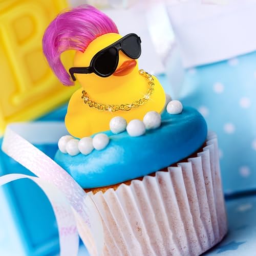 HAVAGDTM 16-Pack Mini Duck Toys with Wigs, Necklaces & Sunglasses – Cute Party Favors for Kids