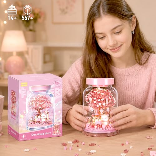 HIGH GODO Cherry Blossom Building Set (557 Pieces) with Dust Cover - Mini Japanese House Model for Home Office Decor, Creative Gift for Ages 14+