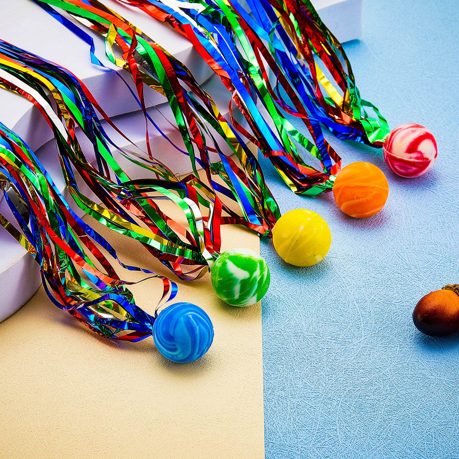 Hungdao 30 Pack Bouncy Balls with Streamers - Large Rubber High Bounce Balls for Party Favors, Piñata Fillers, Classroom Rewards