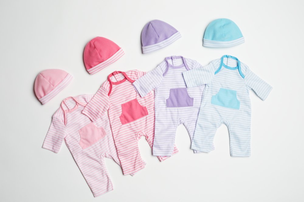 JC Toys Berenguer Boutique Light Pink Striped Doll Onesie and Hat Set – Machine Washable 2-Piece Outfit for 13 to 16 Inch Dolls