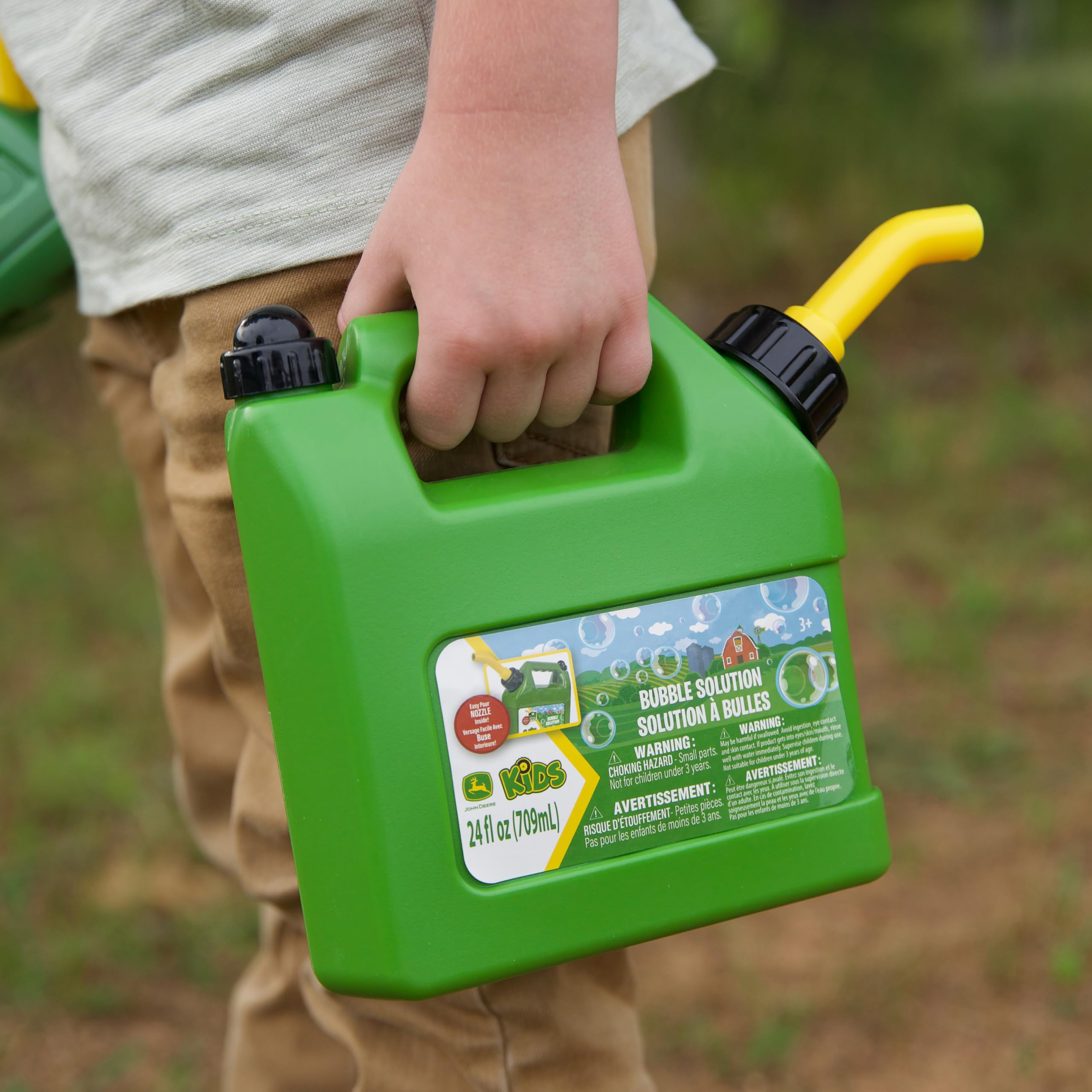 John Deere Bubble Can 24oz Outdoor Bubble Solution with Pouring Spout and Wand