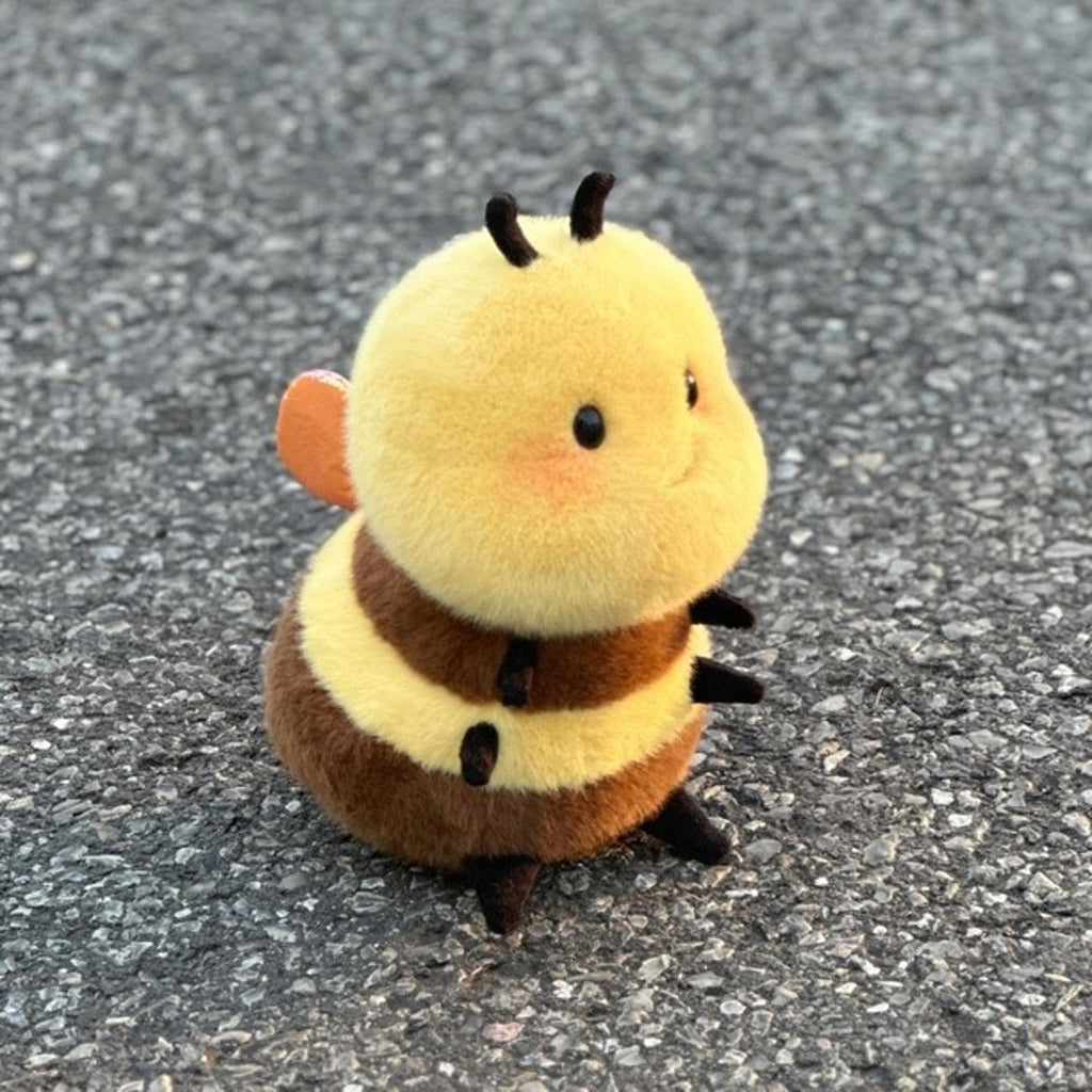 Karoeiwa 8-Inch Realistic Bee Plush Toy - Soft Stuffed Animal, Kawaii Gift