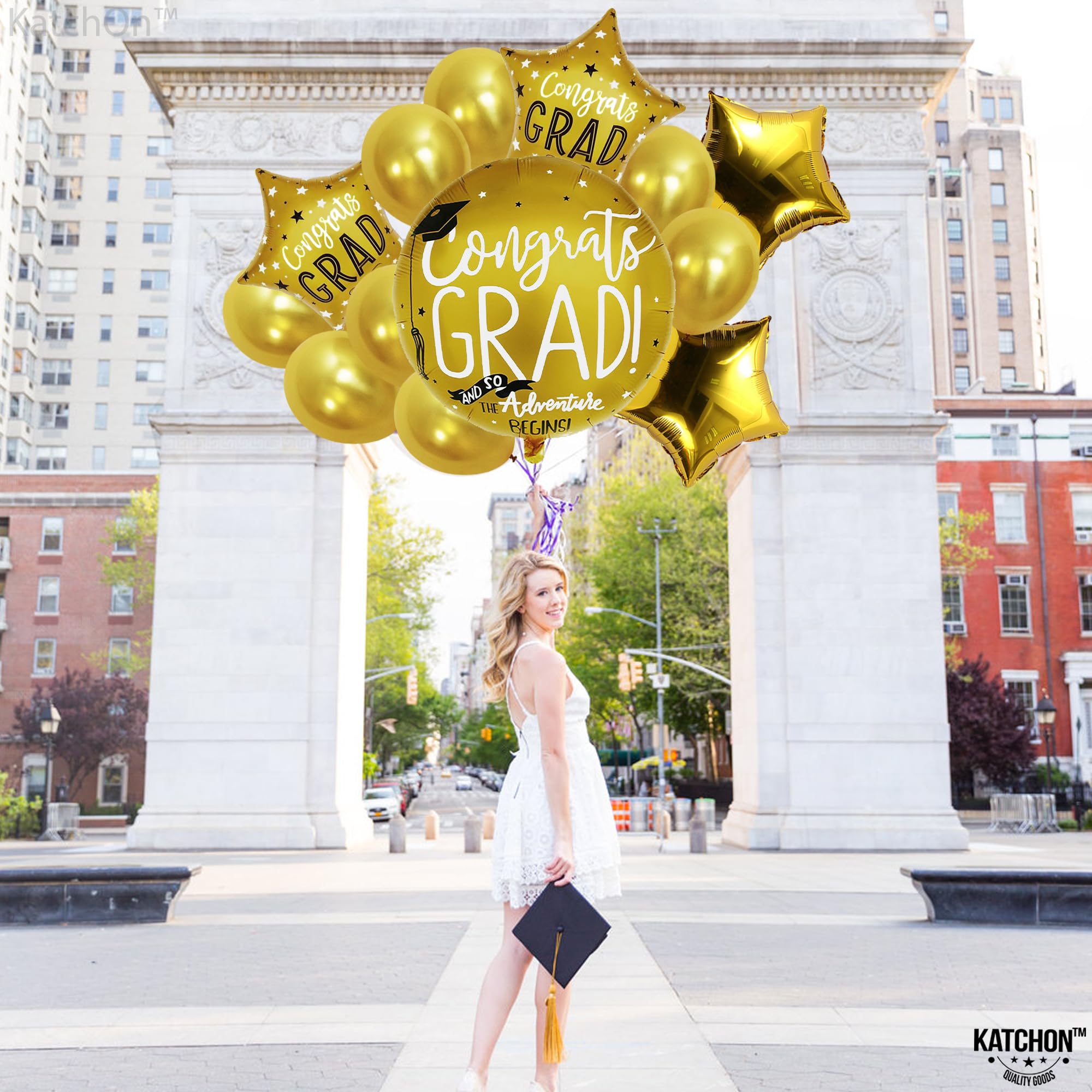 KatchOn 12-Pack Gold Graduation Balloons – 22 Inch Round & 18 Inch Star – Class of 2026 Party Decor