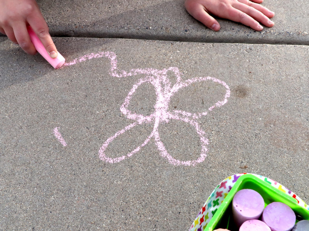 Kid Made Modern 24-Piece Sidewalk Chalk Bucket – Non-Toxic, Washable Outdoor Chalk Set for Kids