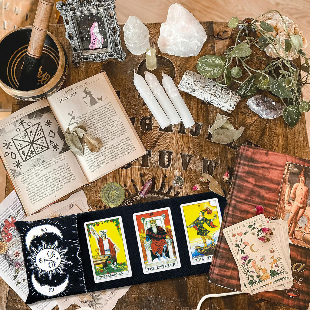 Knana Linen Tarot Card Holder Bag with 3 Display Racks and Tarot Coin – Large Storage for Oracle Cards, Dice, and Witch Tools