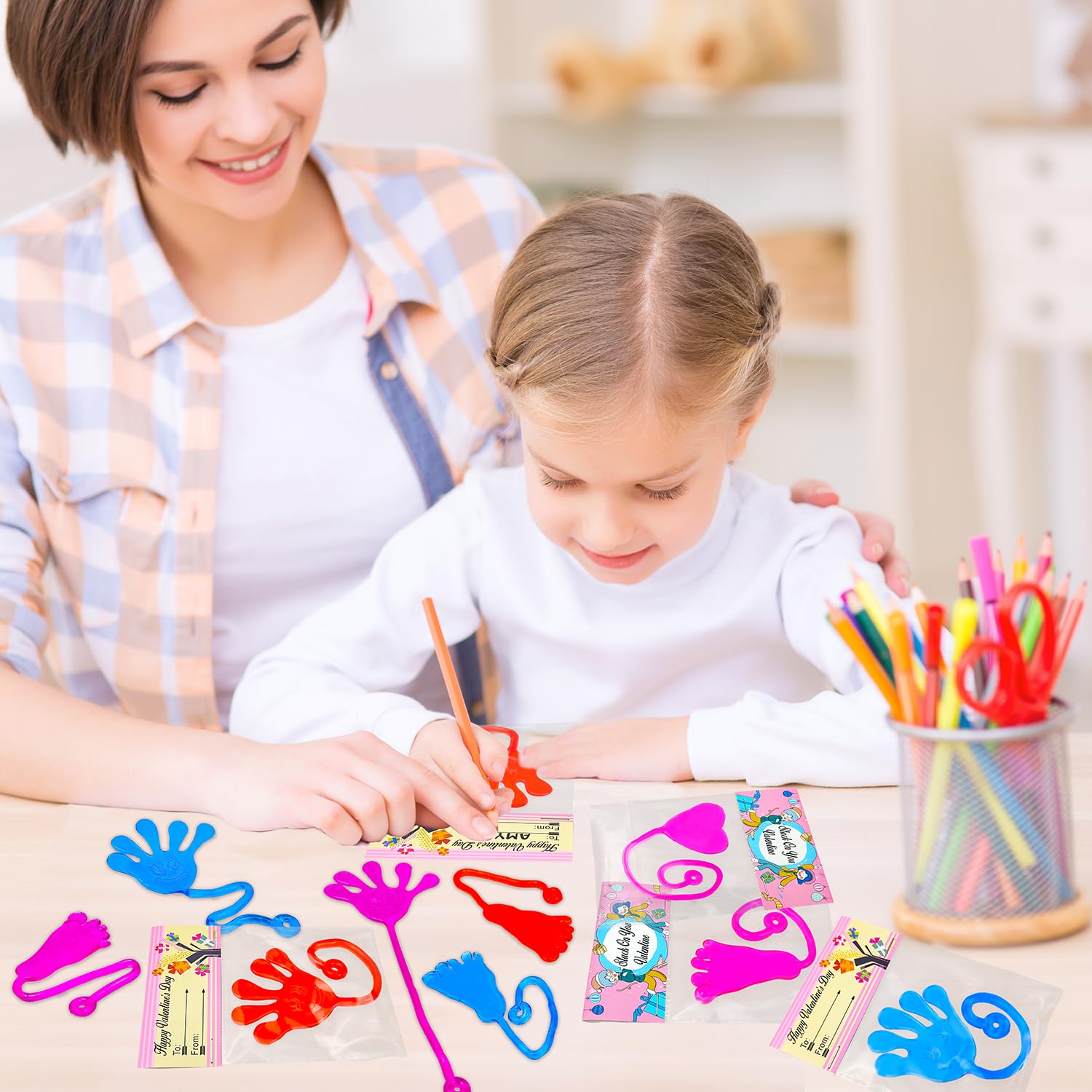 Leetous 28-Pack Easter Sticky Hands, Feet & Hearts Toys with Gift Cards – Non-Candy Classroom Favors for Kids