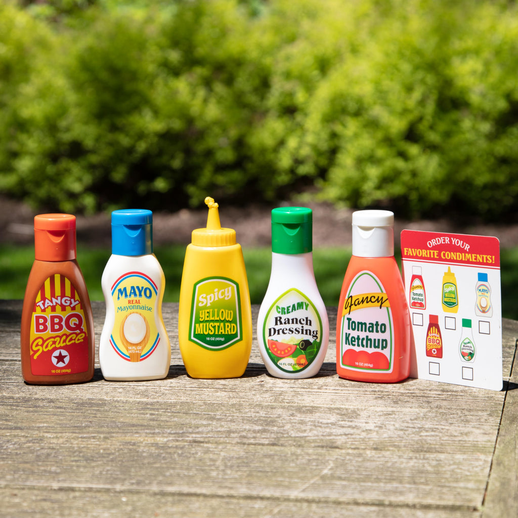 Melissa & Doug 5-Piece Pretend Play Condiments Set – Play Food with Squirt Feature