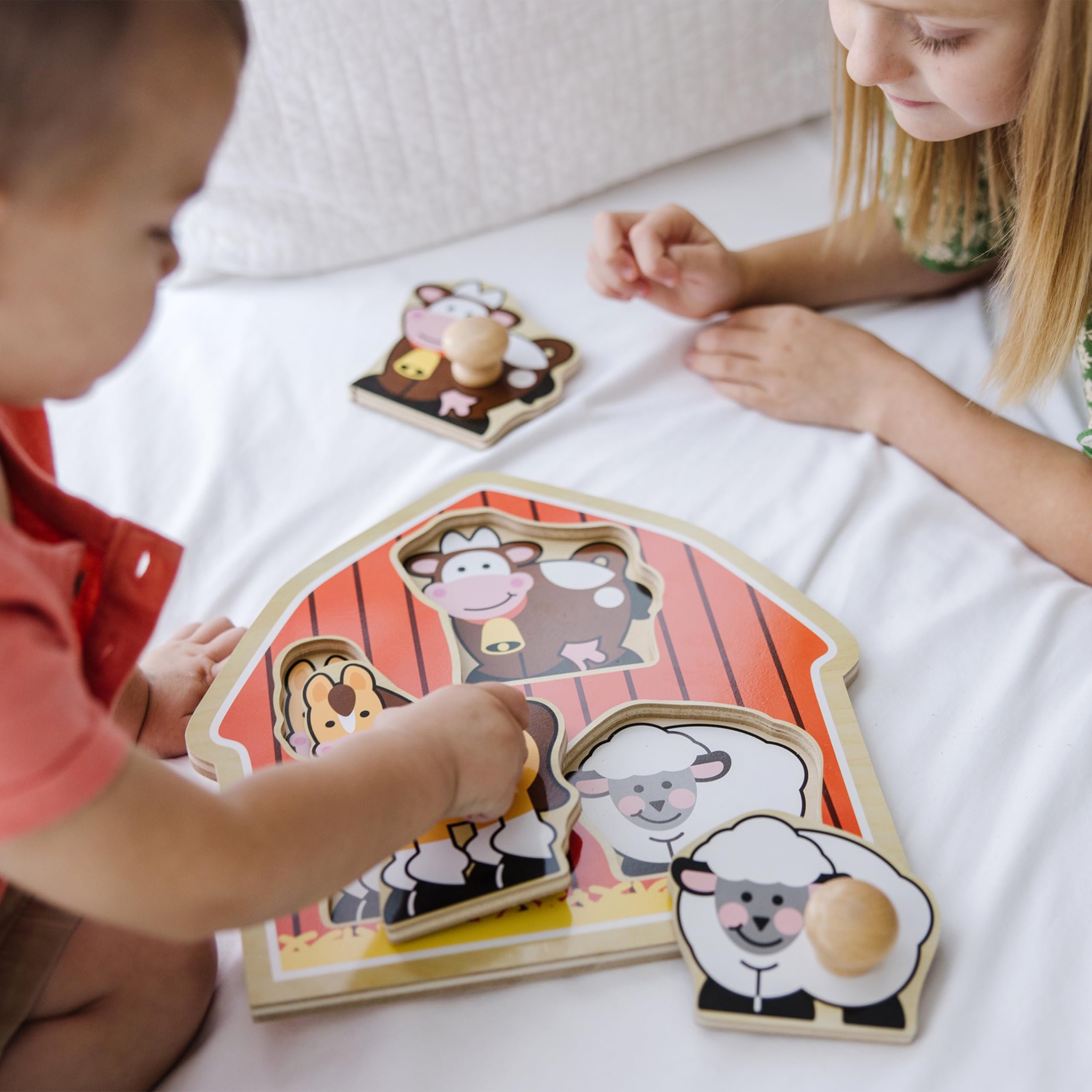 Melissa & Doug Barnyard Animals Jumbo Knob Puzzle – Wooden Peg Puzzle for Toddlers Ages 1+