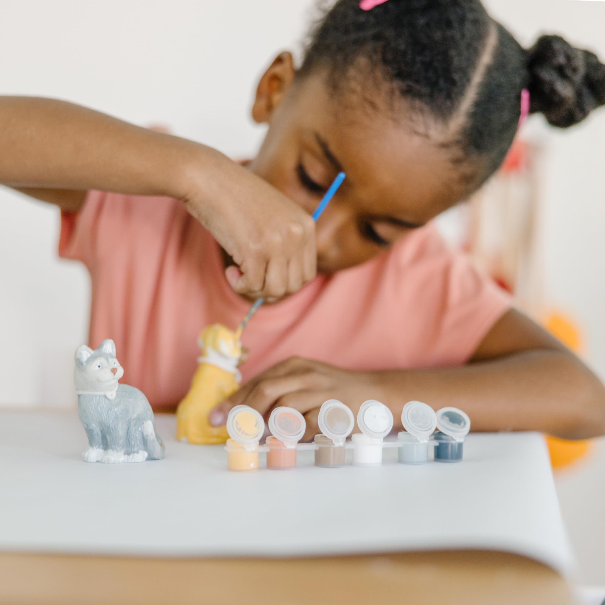 Melissa & Doug Pet Figurines Craft Kit – Paint Your Own Resin Dog and Cat
