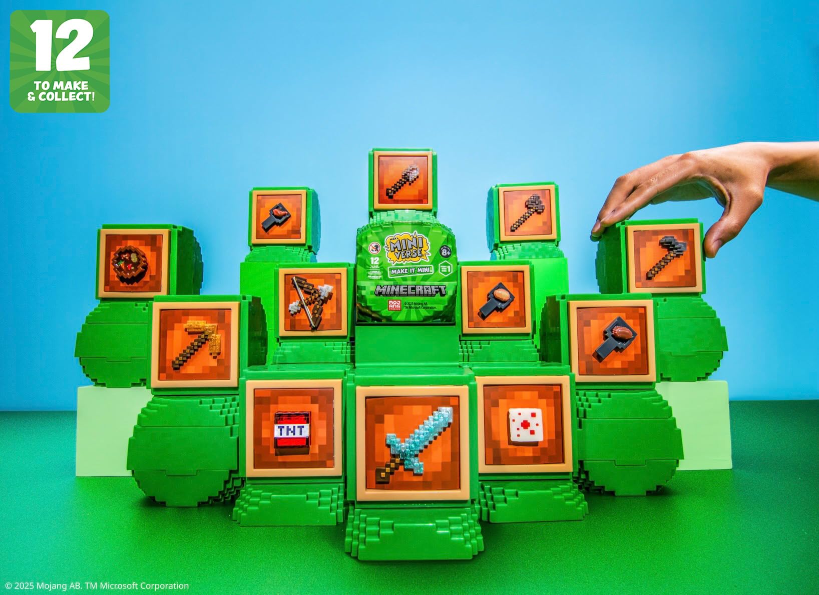 MGA Miniverse Make It Mini Minecraft: Build & Display Mini Replicas (12 Surprises)