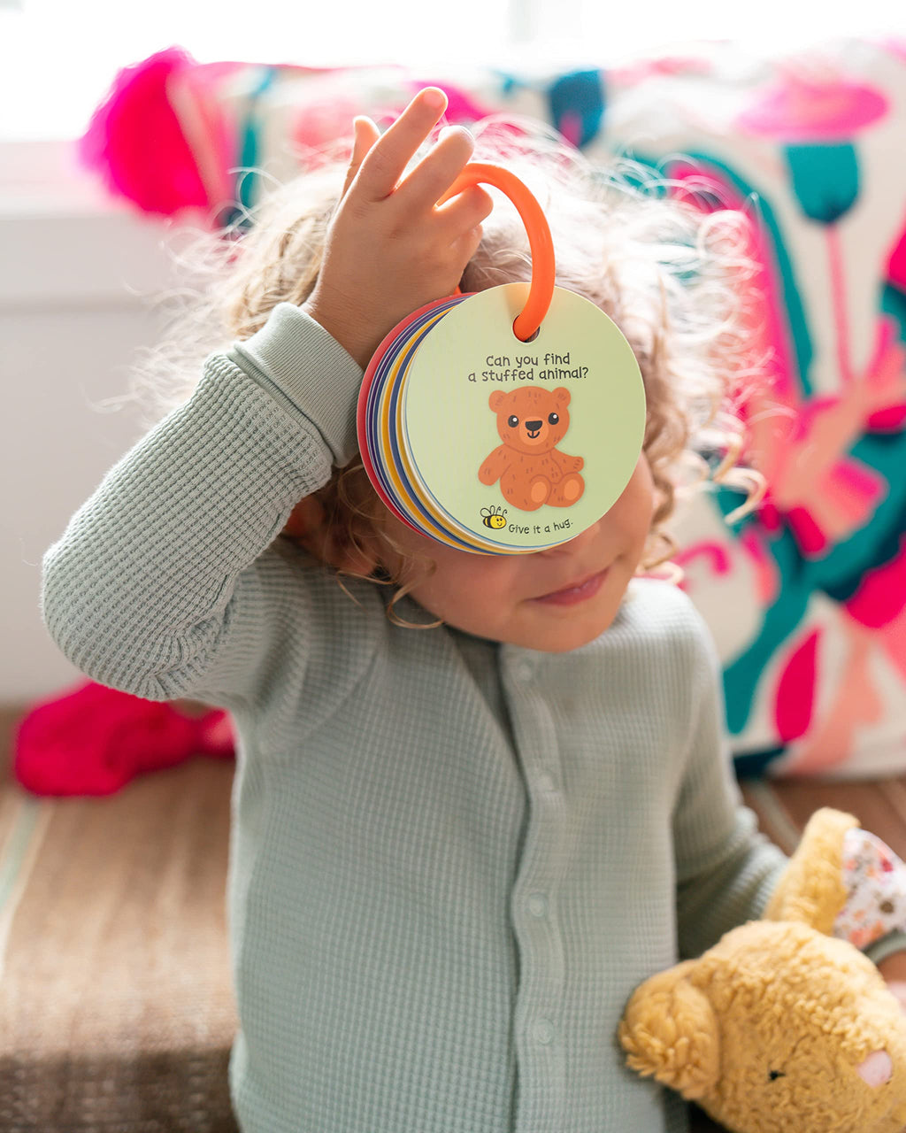 MOLLYBEE KIDS Toddler Scavenger Hunt Cards – Indoor Activity for Ages 2-3, 20 Double-Sided Cards on Reclosable Ring