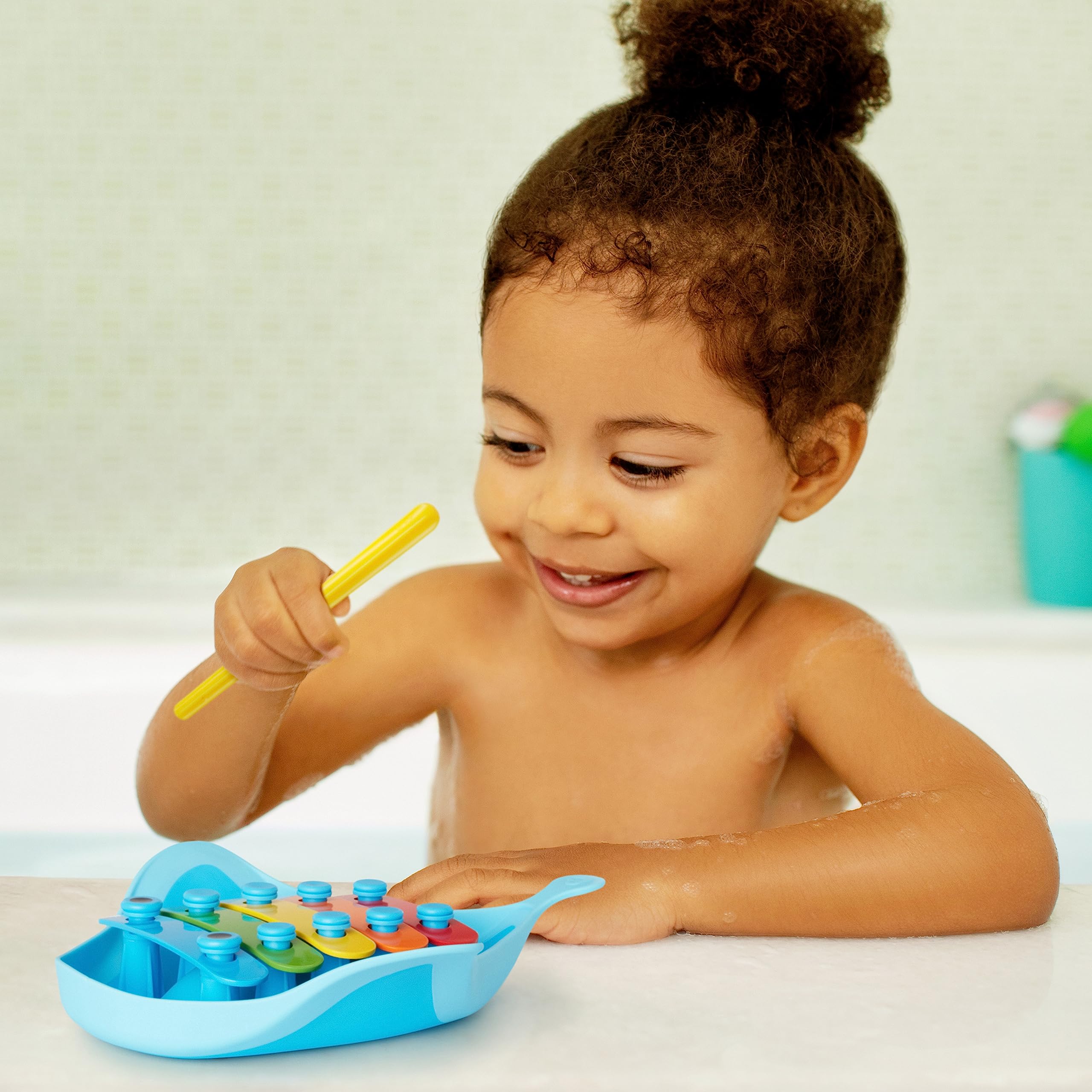Munchkin Dingray Xylophone Bath Toy – Floating Stingray with 5 Colorful Keys for Ages 12 Months+