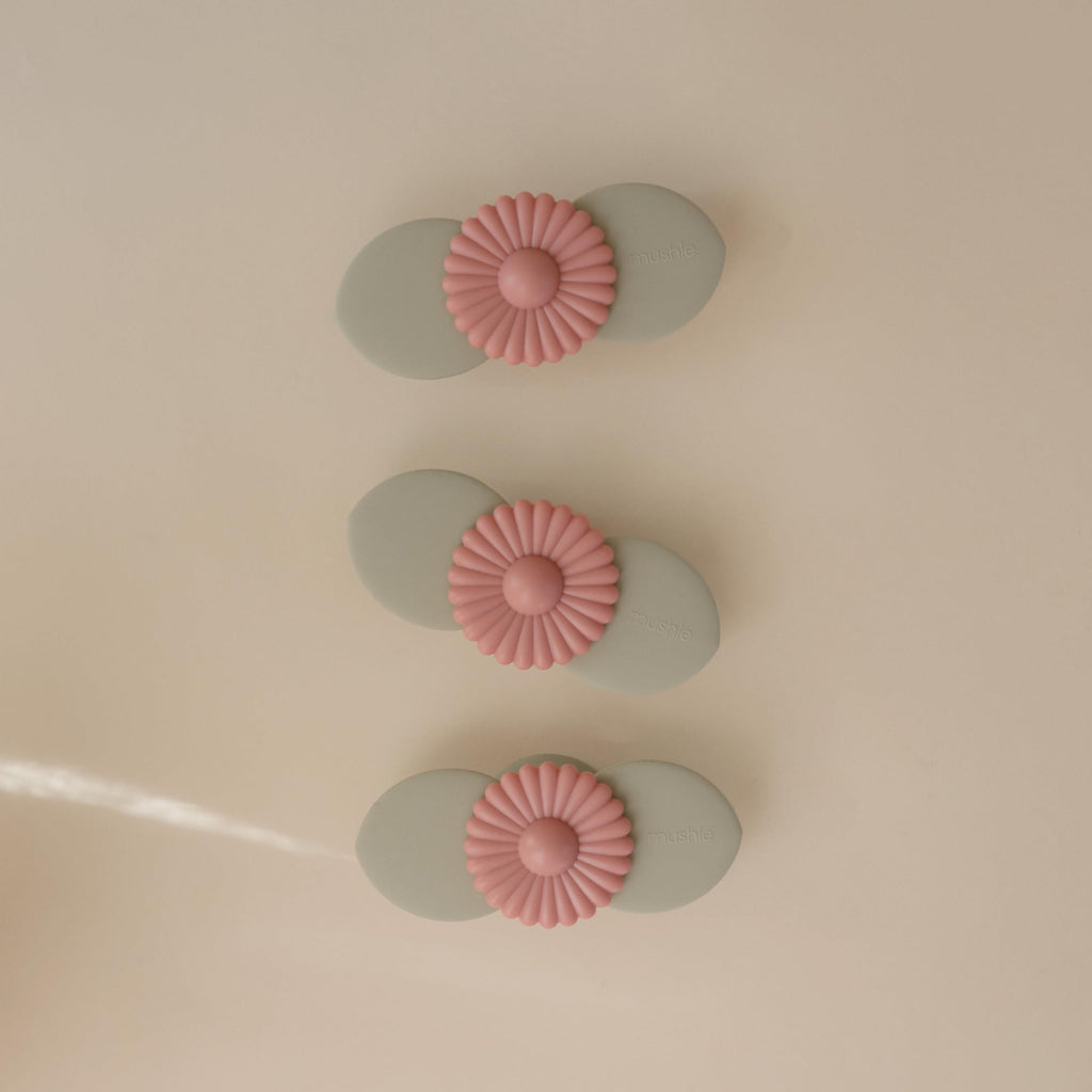 mushie Blossom Suction Spinner Toy – Sensory Toy for Toddlers, Bath & On-the-Go Play