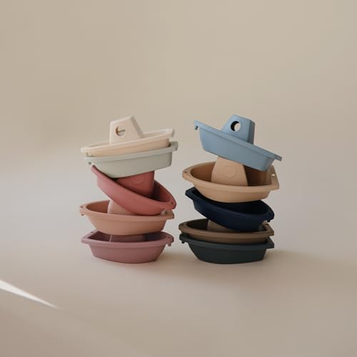 mushie Stackable Bath Boats (Ocean) - Set of 5 Floating Bath Toys, BPA-Free, Made in Denmark